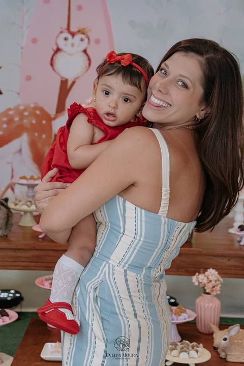 Festa Infantil - Evelyn Moura Fotografia - Fotografia em Niterói, Rio de Janeiro - casa de festa - decoração - decoração de festa - festa colorida- docinhos - bolo - criança - crianças - festa linda - tema safari- casa de festa '