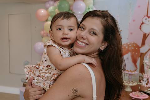 Festa Infantil - Evelyn Moura Fotografia - Fotografia em Niterói, Rio de Janeiro - casa de festa - decoração - decoração de festa - festa colorida- docinhos - bolo - criança - crianças - festa linda - tema safari- casa de festa '