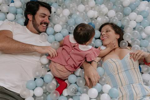 Festa Infantil - Evelyn Moura Fotografia - Fotografia em Niterói, Rio de Janeiro - casa de festa - decoração - decoração de festa - festa colorida- docinhos - bolo - criança - crianças - festa linda - tema safari- casa de festa '