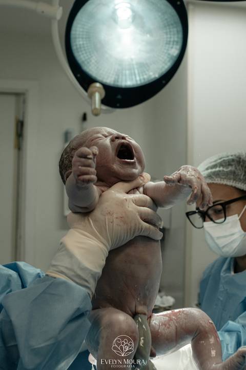 Fotografia de Parto - Newborn - Evelyn Moura Fotografia em Niterói, Rio de Janeiro - ensaio infantil - newborn de recém nascido - partos - parto em niteroi - registro de parto - maternidade são francisco - doce nascer - parto humanizado - andrea barbosa '
