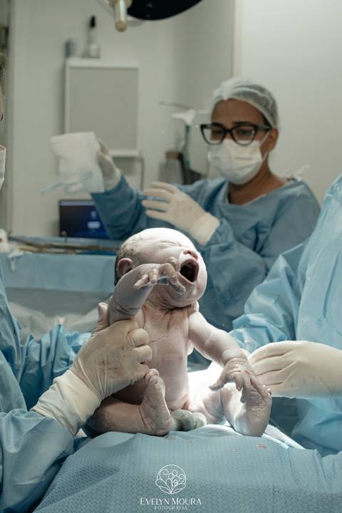 Fotografia de Parto - Newborn - Evelyn Moura Fotografia em Niterói, Rio de Janeiro - ensaio infantil - newborn de recém nascido - partos - parto em niteroi - registro de parto - maternidade são francisco - doce nascer - parto humanizado - andrea barbosa '