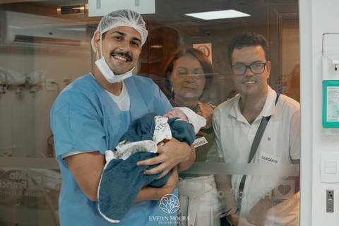 Fotografia de Parto - Newborn - Evelyn Moura Fotografia em Niterói, Rio de Janeiro - ensaio infantil - newborn de recém nascido - partos - parto em niteroi - registro de parto - maternidade são francisco - doce nascer - parto humanizado - andrea barbosa '