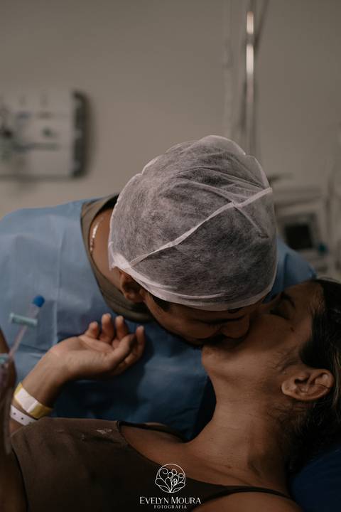 Fotografia de Parto - Newborn - Evelyn Moura Fotografia em Niterói, Rio de Janeiro - ensaio infantil - newborn de recém nascido - partos - parto em niteroi - registro de parto - maternidade são francisco - parto normal - parto humanizado - andrea barbosa '