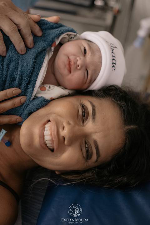 Fotografia de Parto - Newborn - Evelyn Moura Fotografia em Niterói, Rio de Janeiro - ensaio infantil - newborn de recém nascido - partos - parto em niteroi - registro de parto - maternidade são francisco - parto normal - parto humanizado - andrea barbosa '