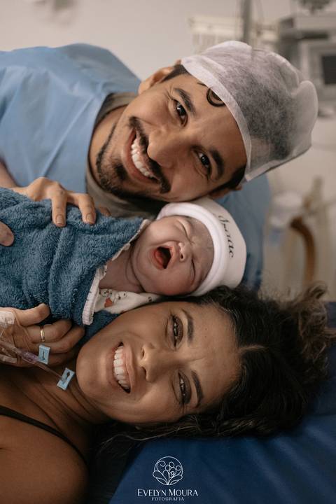Fotografia de Parto - Newborn - Evelyn Moura Fotografia em Niterói, Rio de Janeiro - ensaio infantil - newborn de recém nascido - partos - parto em niteroi - registro de parto - maternidade são francisco - parto normal - parto humanizado - andrea barbosa '