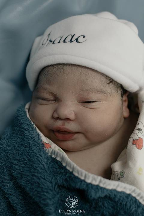 Fotografia de Parto - Newborn - Evelyn Moura Fotografia em Niterói, Rio de Janeiro - ensaio infantil - newborn de recém nascido - partos - parto em niteroi - registro de parto - maternidade são francisco - parto normal - parto humanizado - andrea barbosa '