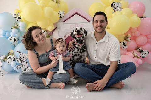 Ensaio de Acompanhamento de bebê. Evelyn Moura Fotografia. Fotógrafa em Niterói, Rio de Janeiro. Newborn. Festa infantil - Smash the cake - Smash the fruit - bebê - ensaio de 1 ano - viral - disney - festa de aniversário - jardim encantado - floresta '
