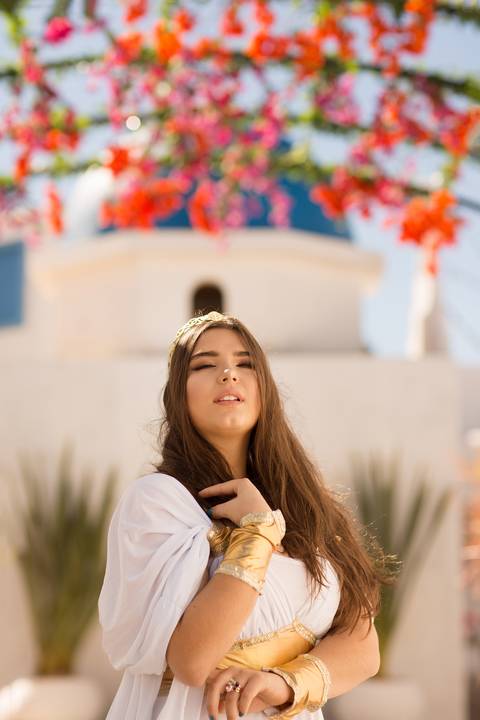 Ensaio de 15 anos com temática grega. Sessão fotográfica de 15 anos feito pelo fotógrafo Rafael Ohana em Brasília-DF'