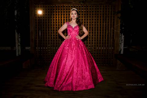 Festa de 15 anos rosa, festa de  15 anos dos sonhos, decoração rosa, princesa, festa de 15 anos fazenda rio grande e mandirituba'