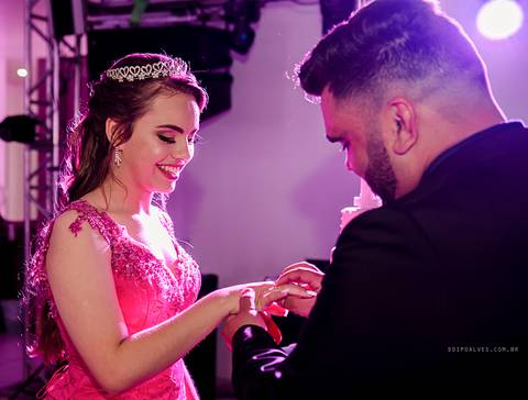 Festa de 15 anos rosa, festa de  15 anos dos sonhos, decoração rosa, princesa, festa de 15 anos fazenda rio grande e mandirituba'