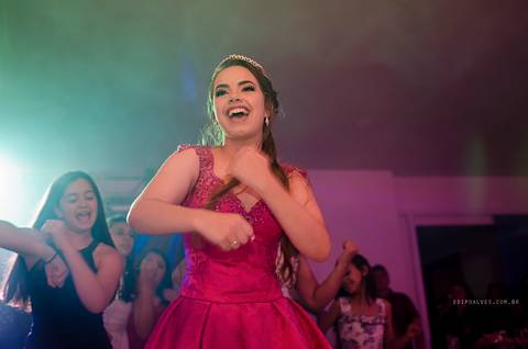 Festa de 15 anos rosa, festa de  15 anos dos sonhos, decoração rosa, princesa, festa de 15 anos fazenda rio grande e mandirituba'