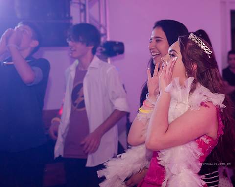 Festa de 15 anos rosa, festa de  15 anos dos sonhos, decoração rosa, princesa, festa de 15 anos fazenda rio grande e mandirituba'