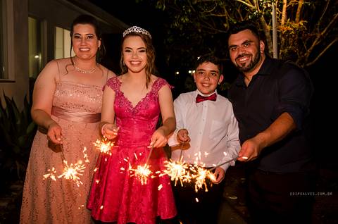 Festa de 15 anos rosa, festa de  15 anos dos sonhos, decoração rosa, princesa, festa de 15 anos fazenda rio grande e mandirituba'