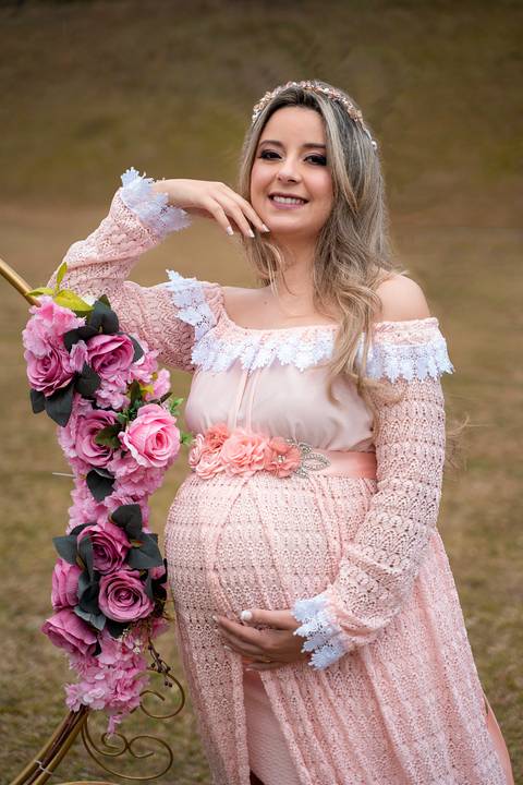 ensaio fotográfico, fotos gestante, lugares para fotos em Curitiba, figurino gestante, fotos gestante em studio, gestante em parque, gestante em curitiba, fotografo de gestante, fotografo fazenda rio grande, fotografo Curitiba, lugar para ensaio gestante'