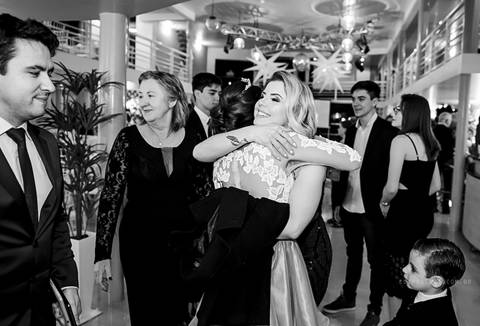 festa 15 anos, making off debutante, fotografo fazenda rio grande, fotografo mandirituba, fotografo curitiba, festa restaurante terra pampeana, debutante, princesa, 15 anos,  vestido debutante, vestido princesa.'