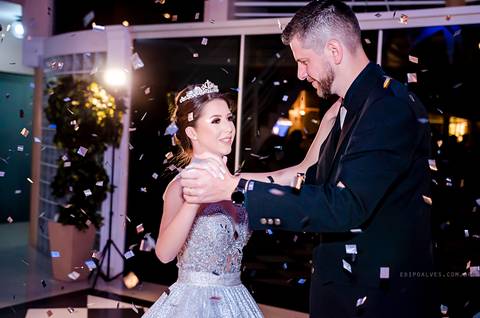 festa 15 anos, making off debutante, fotografo fazenda rio grande, fotografo mandirituba, fotografo curitiba, festa restaurante terra pampeana, debutante, princesa, 15 anos,  vestido debutante, vestido princesa.'