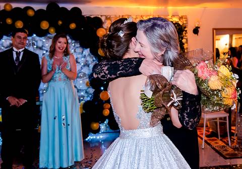 festa 15 anos, making off debutante, fotografo fazenda rio grande, fotografo mandirituba, fotografo curitiba, festa restaurante terra pampeana, debutante, princesa, 15 anos,  vestido debutante, vestido princesa.'