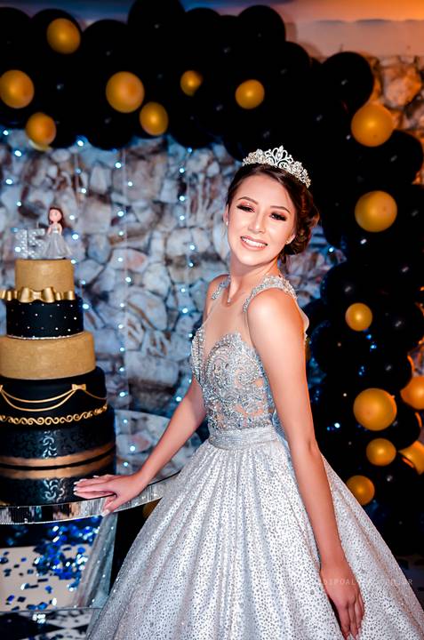 festa 15 anos, making off debutante, fotografo fazenda rio grande, fotografo mandirituba, fotografo curitiba, festa restaurante terra pampeana, debutante, princesa, 15 anos,  vestido debutante, vestido princesa.'