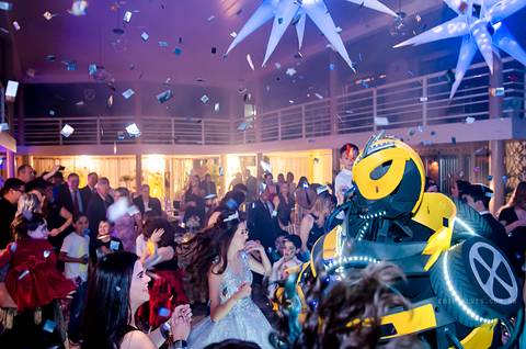 festa 15 anos, making off debutante, fotografo fazenda rio grande, fotografo mandirituba, fotografo curitiba, festa restaurante terra pampeana, debutante, princesa, 15 anos,  vestido debutante, vestido princesa.'