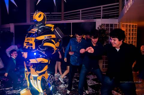 festa 15 anos, making off debutante, fotografo fazenda rio grande, fotografo mandirituba, fotografo curitiba, festa restaurante terra pampeana, debutante, princesa, 15 anos,  vestido debutante, vestido princesa.'