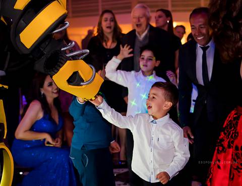 festa 15 anos, making off debutante, fotografo fazenda rio grande, fotografo mandirituba, fotografo curitiba, festa restaurante terra pampeana, debutante, princesa, 15 anos,  vestido debutante, vestido princesa.'