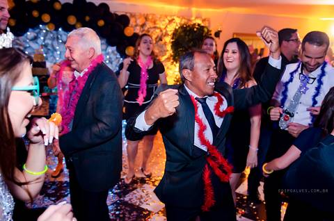 festa 15 anos, making off debutante, fotografo fazenda rio grande, fotografo mandirituba, fotografo curitiba, festa restaurante terra pampeana, debutante, princesa, 15 anos,  vestido debutante, vestido princesa.'