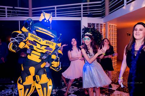 festa 15 anos, making off debutante, fotografo fazenda rio grande, fotografo mandirituba, fotografo curitiba, festa restaurante terra pampeana, debutante, princesa, 15 anos,  vestido debutante, vestido princesa.'