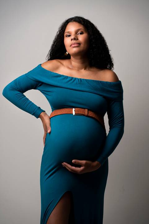 ensaio fotográfico, fotos gestante, lugares para fotos em Curitiba, figurino gestante, fotos gestante em studio, gestante em parque, gestante em curitiba, fotografo de gestante, fotografo fazenda rio grande, fotografo Curitiba, lugar para ensaio gestante'