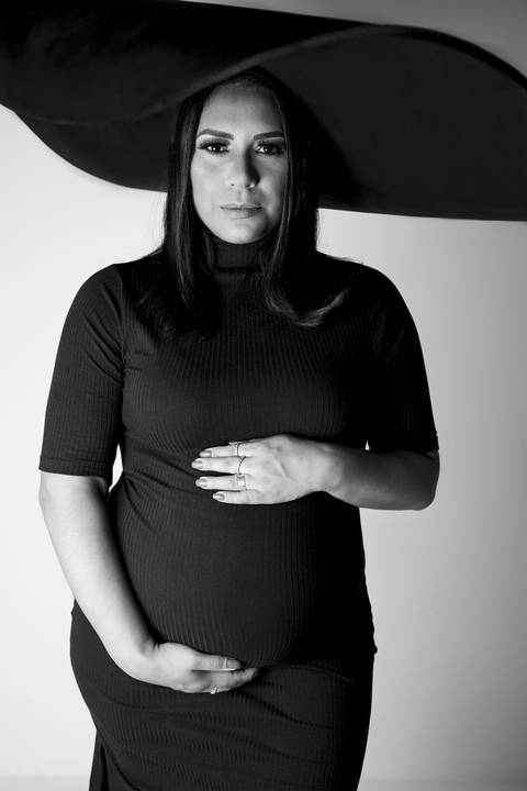 ensaio fotográfico, fotos gestante, lugares para fotos em Curitiba, figurino gestante, fotos gestante em studio, gestante em parque, gestante em curitiba, fotografo de gestante, fotografo fazenda rio grande, fotografo Curitiba, lugar para ensaio gestante'