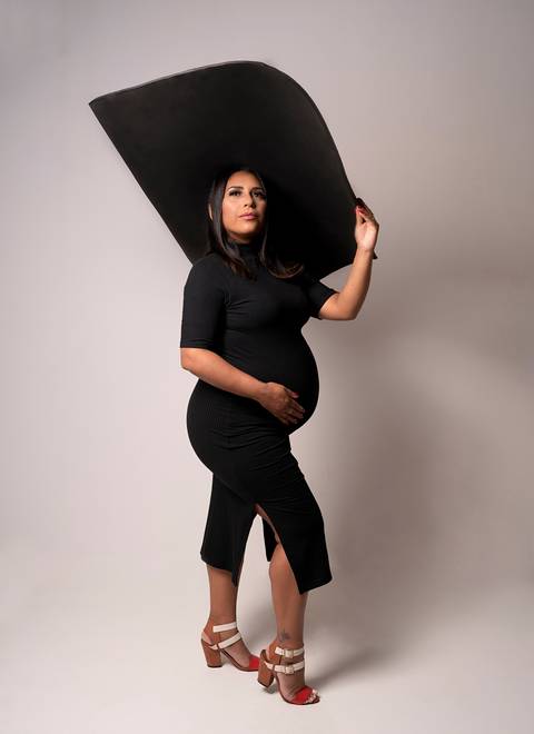 ensaio fotográfico, fotos gestante, lugares para fotos em Curitiba, figurino gestante, fotos gestante em studio, gestante em parque, gestante em curitiba, fotografo de gestante, fotografo fazenda rio grande, fotografo Curitiba, lugar para ensaio gestante'