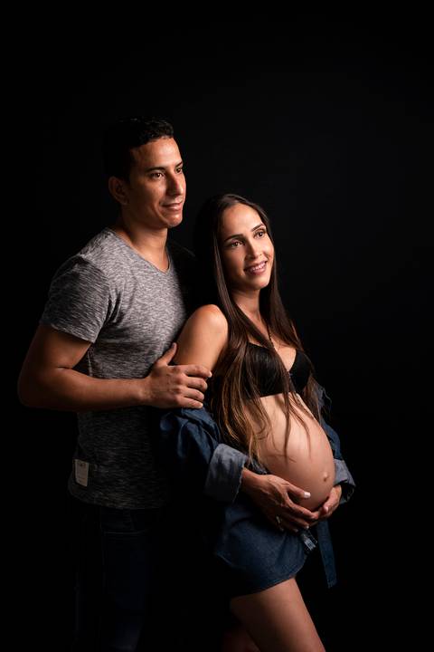 lugares para fotos em Curitiba, ideias para fot book gestante, ensaio gestante, fotografo fazenda rio grande, estudio fotografico fazenda rio grande, studio fotografico, fotos gestante em studio, fotos gestante, new born, Book gestante fazenda rio grande'