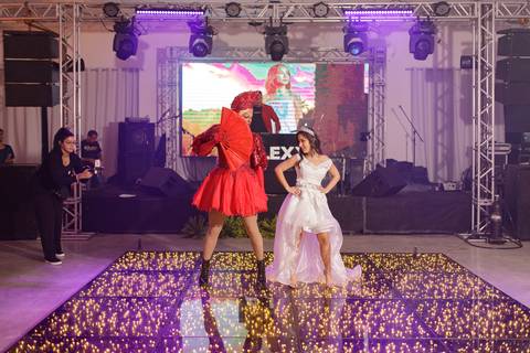 Aquela participação, mais do que especial da maravilhosa Lavinia Burtner!'