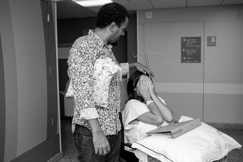 parto, nascimento, vida, baby, nené, recém nascido, pais, mãe, filho, pai, família, amigos, espera, a hora da chegada, hospital, perinatal, rio de janeiro, fotografia de amor, fotografia de família, newborn, cesár'