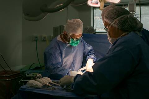 parto, nascimento, vida, baby, nené, recém nascido, pais, mãe, filho, pai, família, amigos, espera, a hora da chegada, hospital, perinatal, rio de janeiro, fotografia de amor, fotografia de família, newborn, cesár'