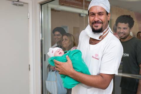 parto, nascimento, vida, baby, nené, recém nascido, pais, mãe, filho, pai, família, amigos, espera, a hora da chegada, hospital, perinatal, rio de janeiro, fotografia de amor, fotografia de família, newborn, cesár'