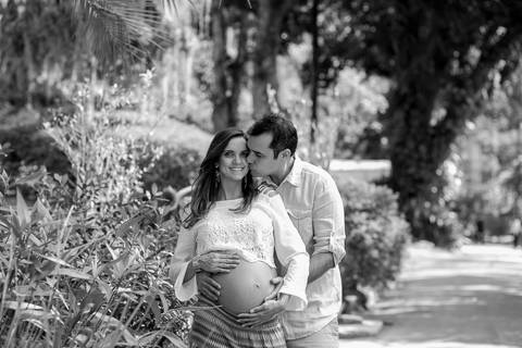 ensaio gestante, grávidas lindas, amor, família, fotografia de amor, fotografia de família, gestação, mãe de menina, rio de janeiro, jardim botânico'