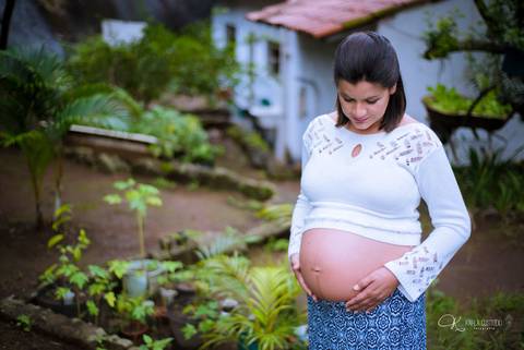 gestante gravida gravidez gestação parque campo natureza felicidade filho mãe Vitória-ES amor cumplicidade companheirismo sonho'