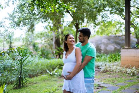 gestante gravida gravidez gestação parque campo natureza felicidade filho mãe Vitória-ES amor cumplicidade companheirismo sonho pai casal'