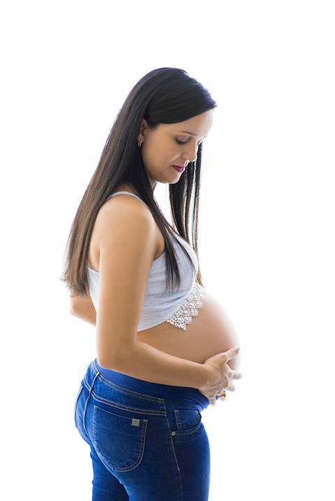 GESTANTE GESTAÇÃO GRÁVIDA GRAVIDEZ ENSAIO ESTÚDIO SESSÃO DE FOTOS MÃE FILHO '
