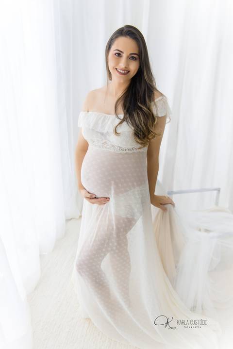 fotografia, sessão de foto, ensaio gestante,estúdio, delicadeza, branco, pureza, mãe, céu azul, Vitória, Vila Velha, '