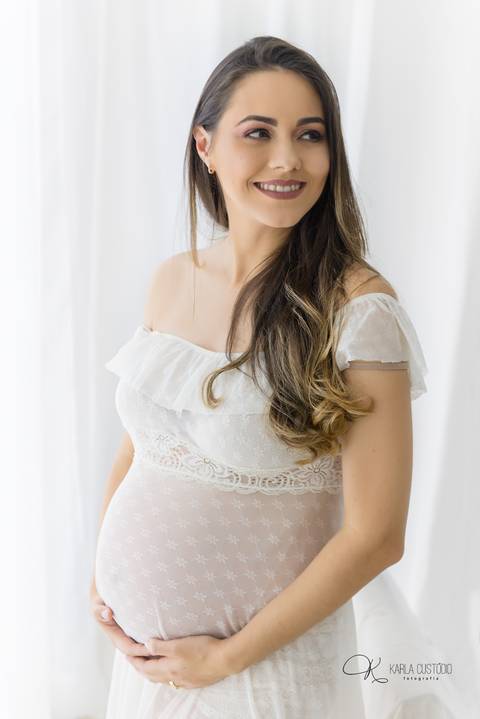 fotografia, sessão de foto, ensaio gestante,estúdio, delicadeza, branco, pureza, mãe, céu azul, Vitória, Vila Velha, '