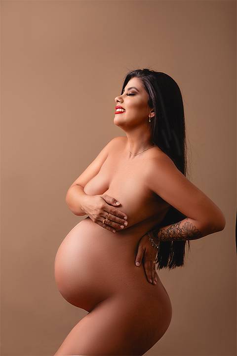 ensaio sensual de gestante'