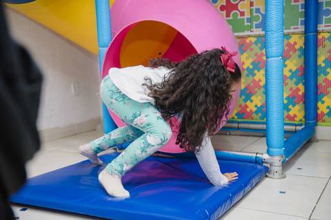Smash the cake volta redonda barra mansa Fotografia Fotografo Festa Infantil 1 mamae papai ensaio aniversario  caramelda festa salao'