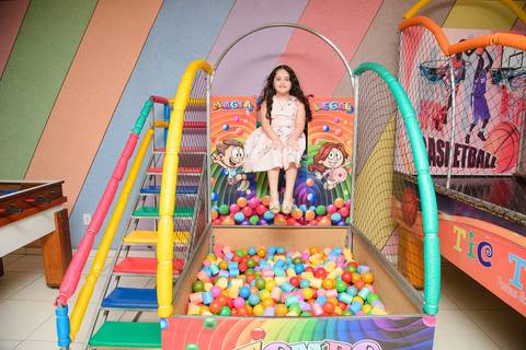 Smash the cake volta redonda barra mansa Fotografia Fotografo Festa Infantil 6 anos mamae papai ensaio aniversario  tictac festa salao'