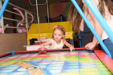 Smash the cake volta redonda barra mansa Fotografia Fotografo Festa Infantil 6 anos mamae papai ensaio aniversario  tictac festa salao'