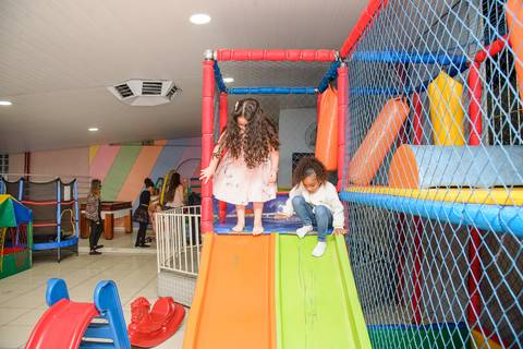 Smash the cake volta redonda barra mansa Fotografia Fotografo Festa Infantil 6 anos mamae papai ensaio aniversario  tictac festa salao'
