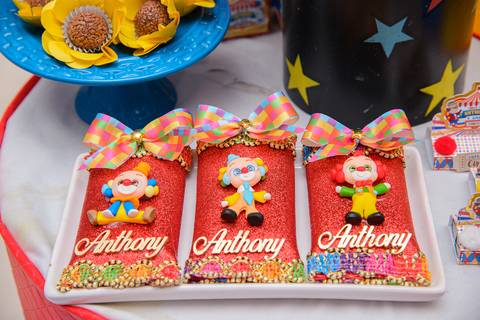 Smash the cake volta redonda barra mansa Fotografia Fotografo Festa Infantil 1 ano 1 aninho mamae papai ensaio aniversario  tictac festa salao'