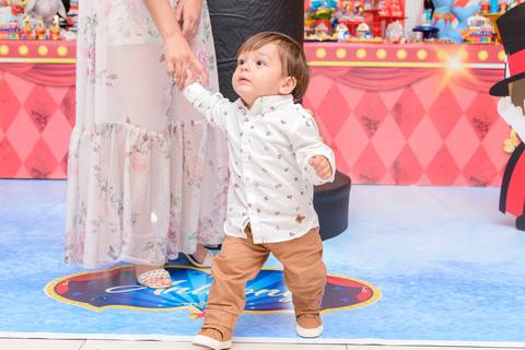 Smash the cake volta redonda barra mansa Fotografia Fotografo Festa Infantil 1 ano 1 aninho mamae papai ensaio aniversario  tictac festa salao'