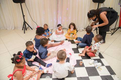 Smash the cake volta redonda barra mansa Fotografia Fotografo Festa Infantil 1 ano 1 aninho mamae papai ensaio aniversario  Espaço Kelly Noronha Barra Mansa  RJ festa salao familia filhos maesefilhos maternidade'
