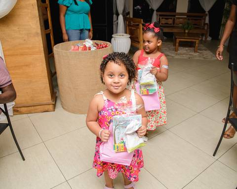 Smash the cake volta redonda barra mansa Fotografia Fotografo Festa Infantil 1 ano 1 aninho mamae papai ensaio aniversario  Espaço Kelly Noronha Barra Mansa  RJ festa salao familia filhos maesefilhos maternidade'
